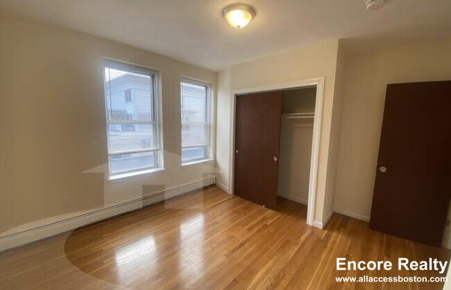 Photo - 176 N Beacon St Unit 1A