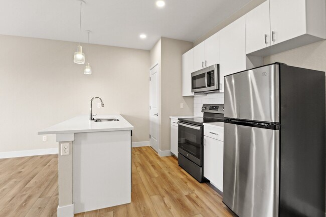 Photo - Mullen Flats