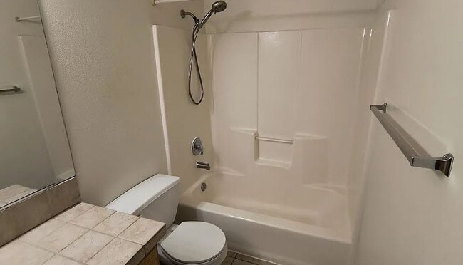 Photo - 16916 NE 33rd St