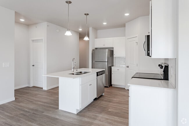 2BR, 2BA