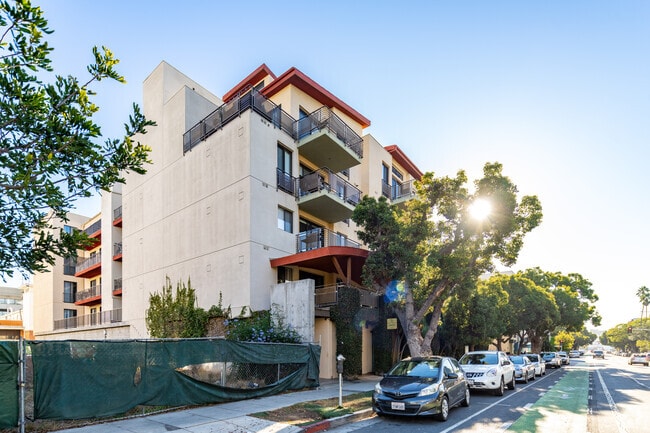 Exterior - PR SM Capri LLC