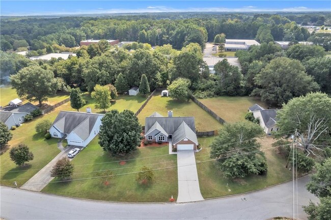 Photo - 250 Meadow View Dr
