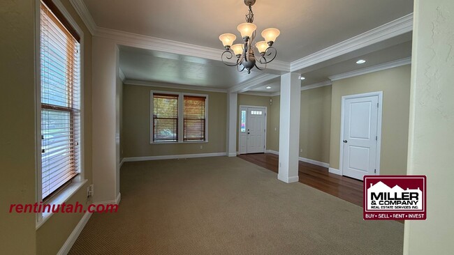 10234 Eagle Cliff Way