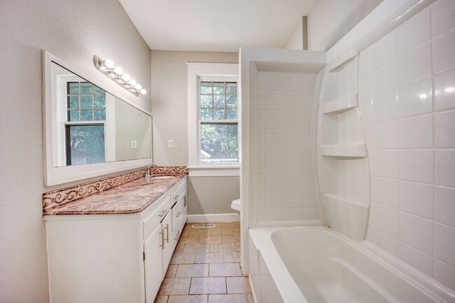 Photo - 508 N May Ave