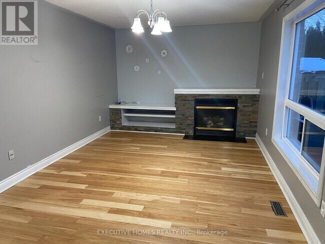 Photo - 964 Fielder Dr