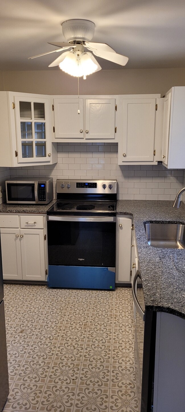 Photo - 209 W Cornwallis Dr