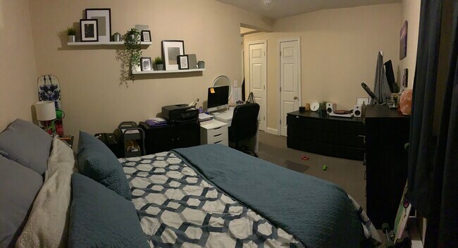 Photo - 187 Winthrop Rd