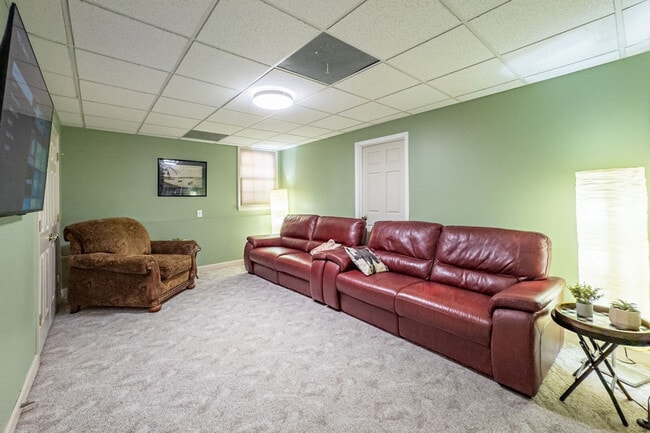 Photo - 530 Waterford Dr Unit SI ID1234803P