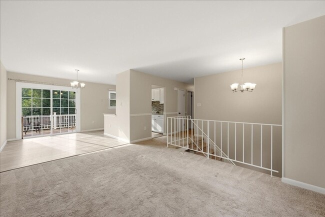 Photo - 5481 Saddler Ln