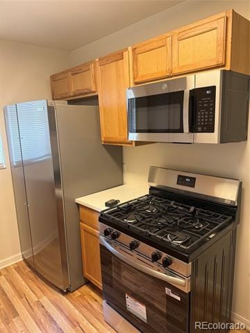 Photo - 3508 Leyden St