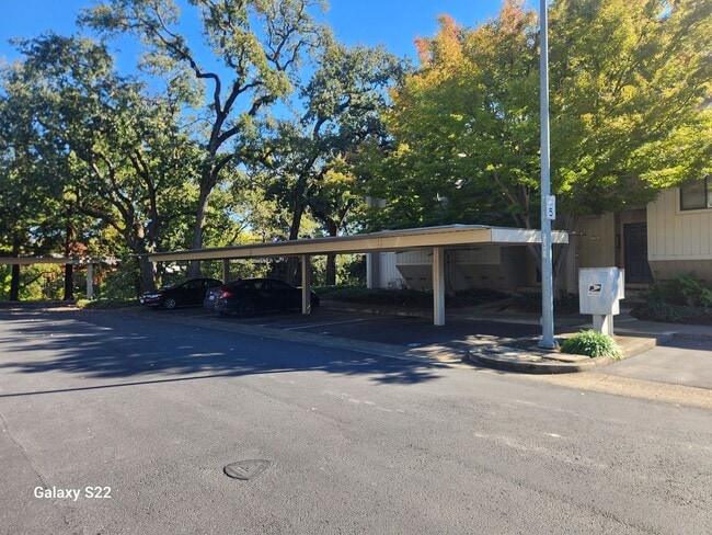 Photo - Beautiful two story condo in a well mainta...