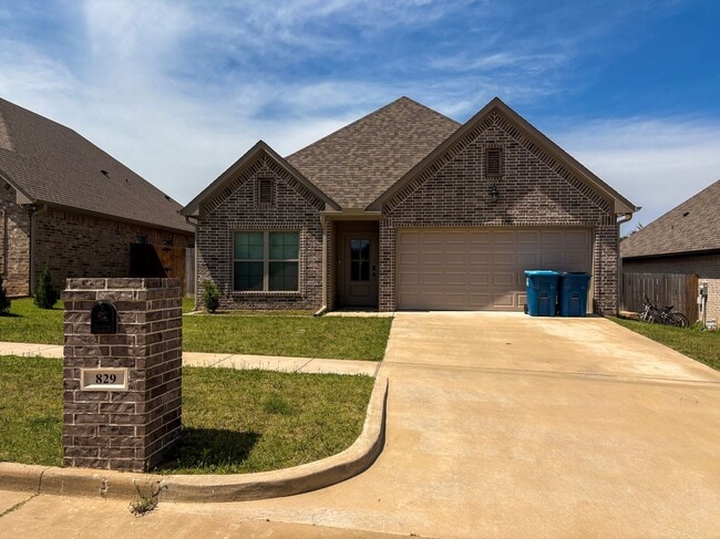 3/2/2 in Whitehouse ISD!! - 3/2/2 in Whitehouse ISD!!