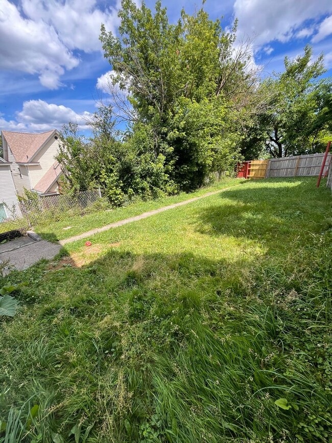 Photo - 109 Kenova St