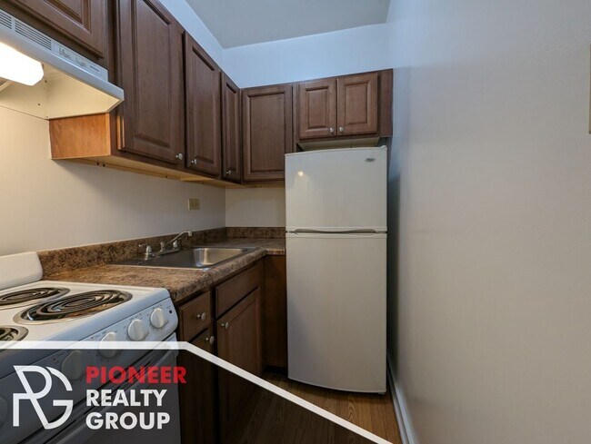 1850 N Humboldt Blvd Unit 1850-404
