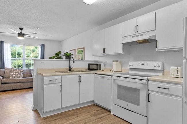 Cocina - 1132 Fielding Dr Unidad C