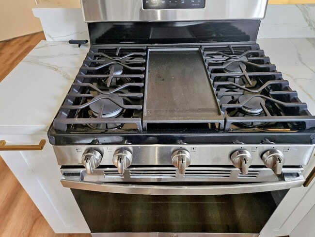 Photo - 141 Greentree Ln