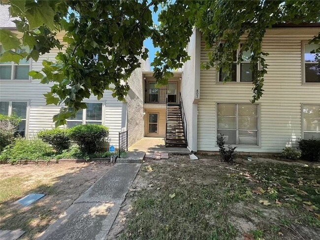 Building Photo - (2) Bed/(2) Bath with View of OU Golf Course in Cardinal Creek AVAIL NOW!