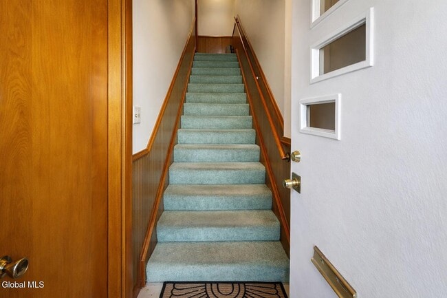 Photo - 113 Russell Rd Unit Floor 2