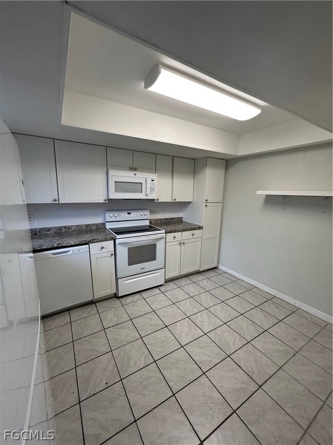 Photo - 4912 York St Unidad 3