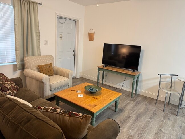 Photo - 2590 First St Unit Refreshing New Condo