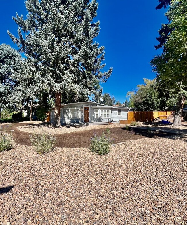 Fantastic House In Desirable Englewood Nei... - Fantastic House In Desirable Englewood Nei...