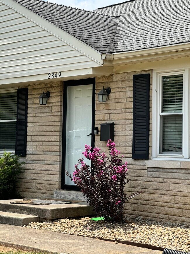 2849 Clays Mill Rd House House Rental in Lexington, KY