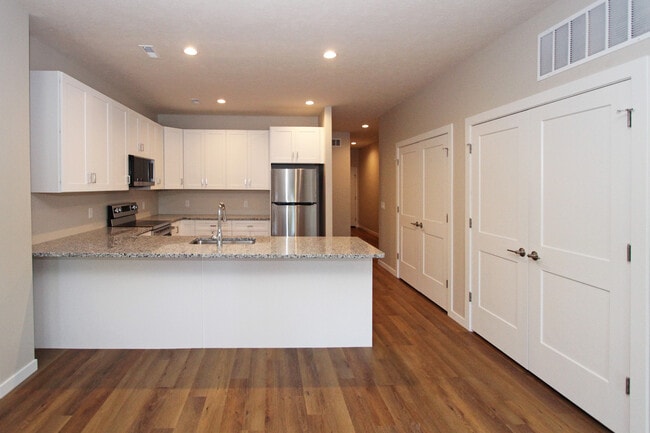 Photo - 5226 Bancroft Ave