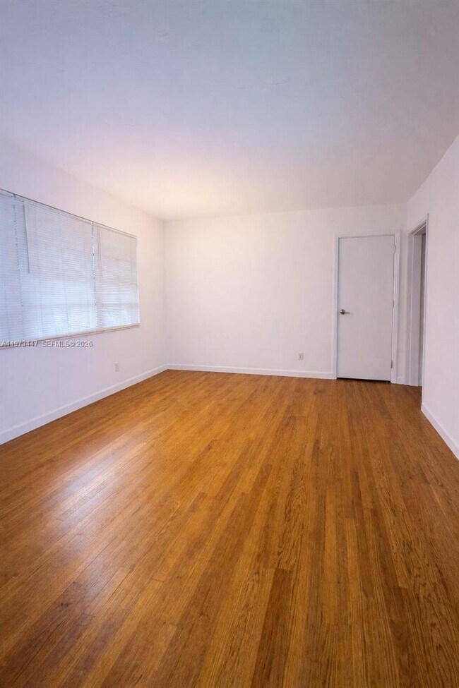 Photo - 7921 West Dr Unit 2