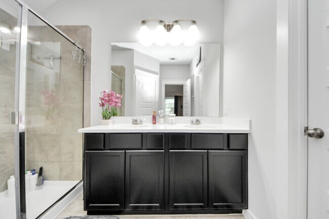 Photo - 21246 Montego Bay Dr