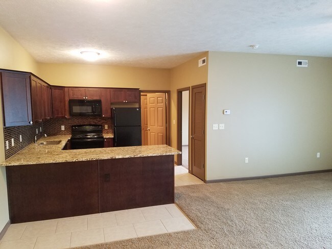 Southwood Village Apartments - Southwood Village Apartments