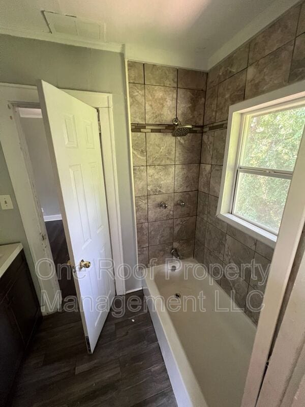 Photo - 2450 Benton Blvd