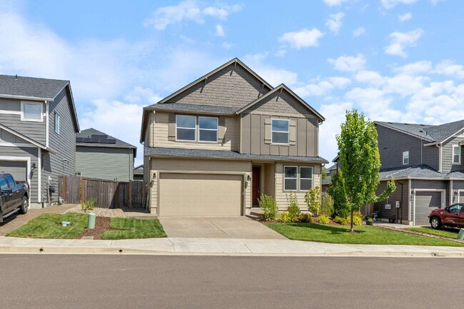 Building Photo - Large Recent Construction Home with Bonus Room!