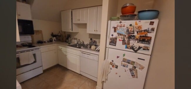 Photo - 1-Bed w Central Air!  Parking Spot Included, near Boston Landing Nightlife! Laundry on site