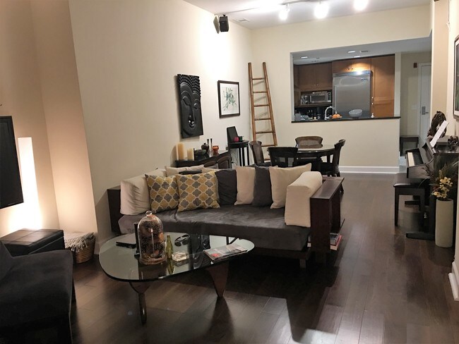 Photo - 800 High St Unit 114