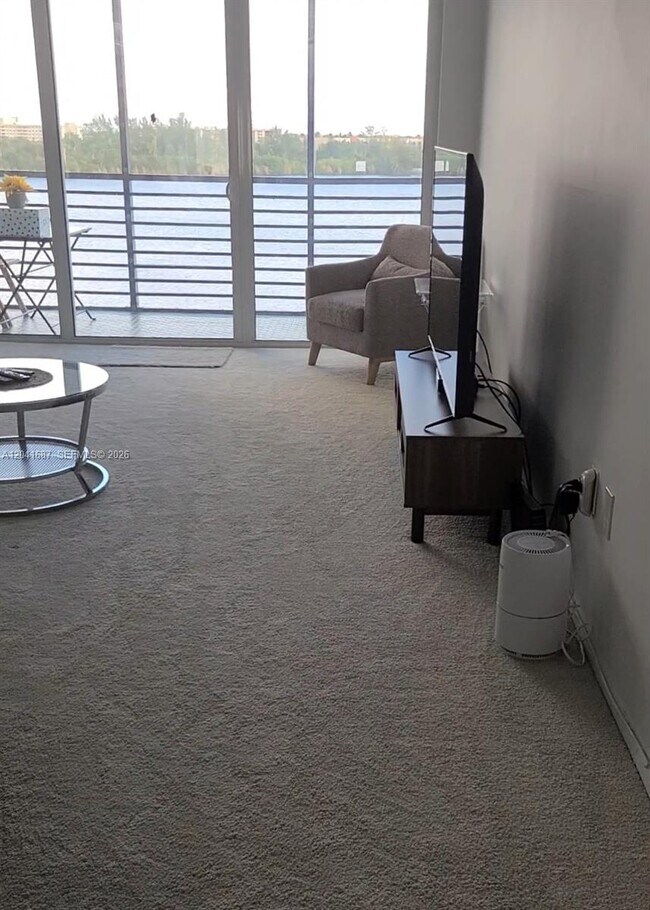 Photo - 1075 NE Miami Gardens Dr Unit 708
