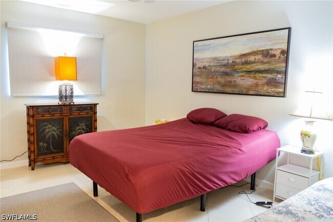27249 Pullen Ave Unit 5