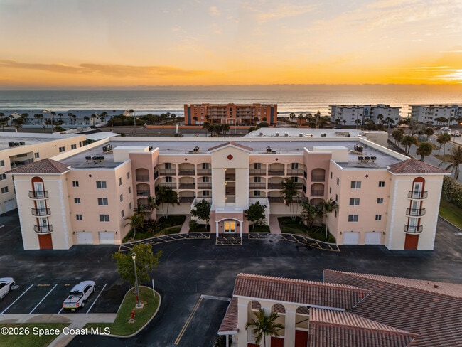 Building Photo - 121 Lancha Cir Unit 107