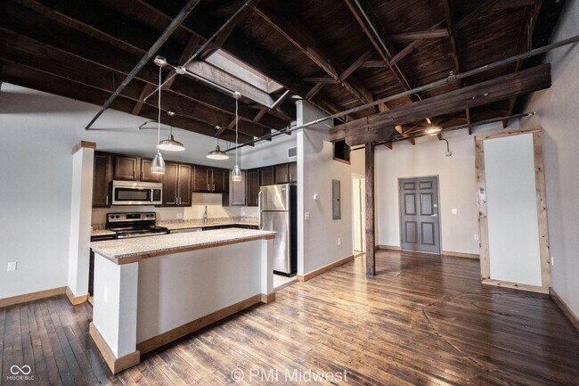 Photo - 501 Madison Ave Unit 305