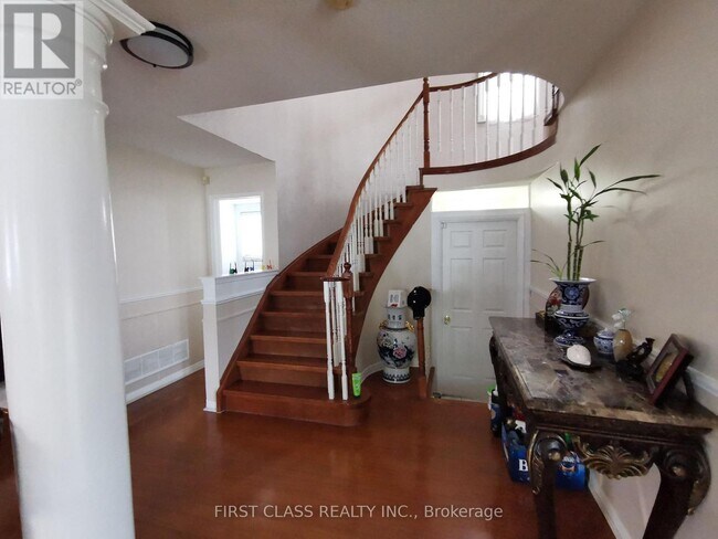 Photo - 1300 Wesson Ct