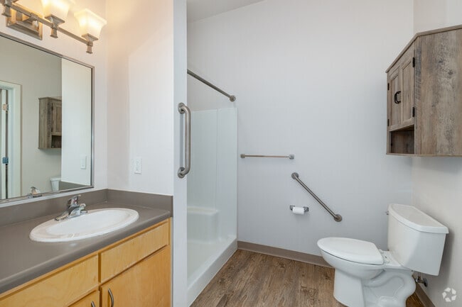 1 habitación, 1 baño - 640 pies cuadrados - Baño