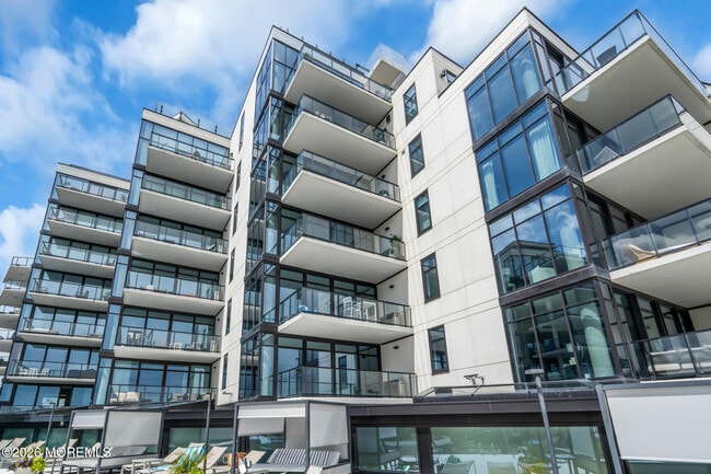 Building Photo - 350 Ocean Blvd N Unit 101