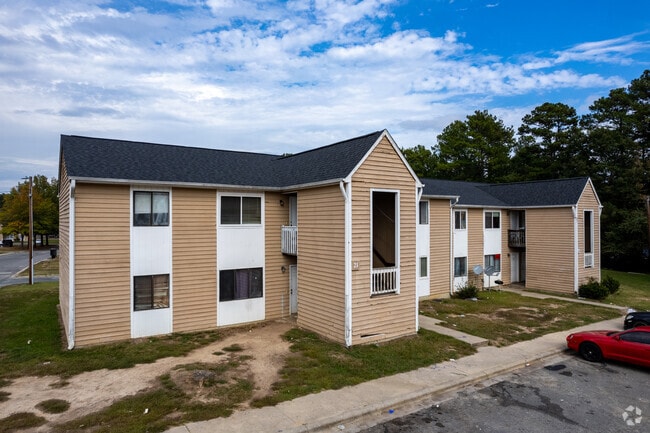 Building Photo - Brentwood Park Apartments