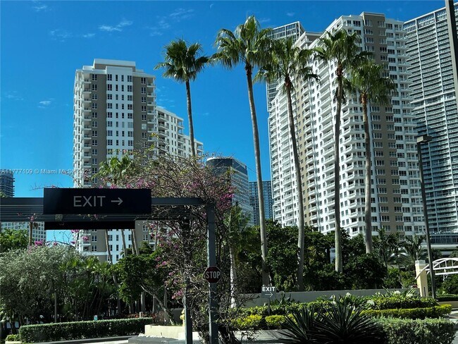 Photo - 540 Brickell Key Dr Condo Unit 1226