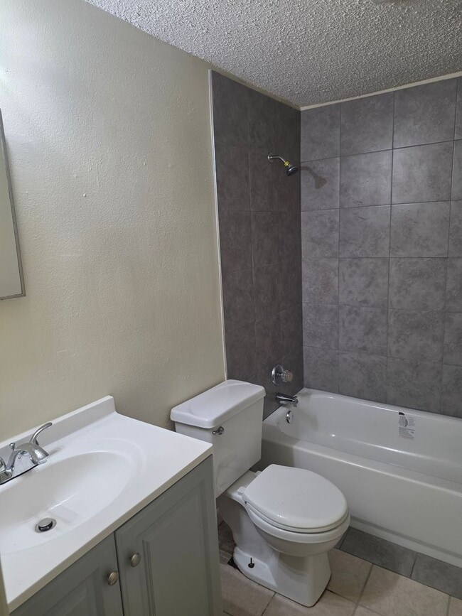 Photo - 307 58th Ave E