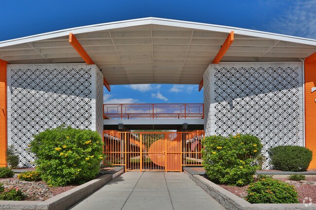 Photo - Miramonte at Third