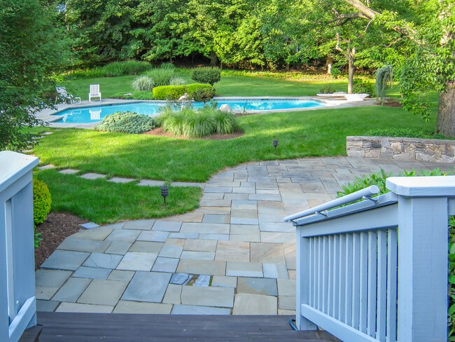 Photo - 1 Brightfield Ln