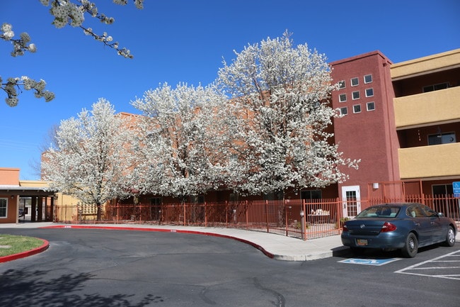 El Paseo Apartments