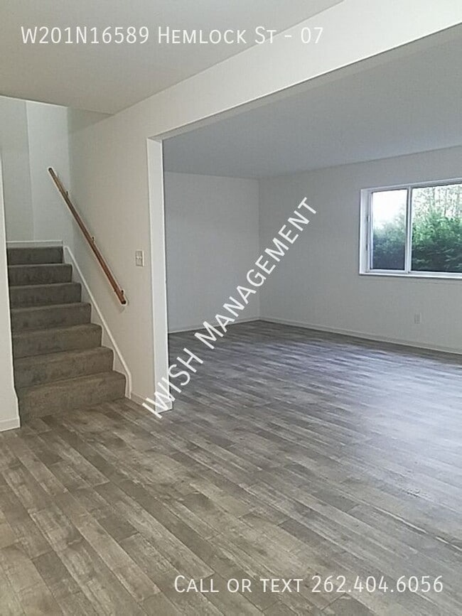 Photo - W201N16589 Hemlock St