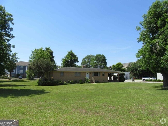 Building Photo - 125 Lanier Dr Rental