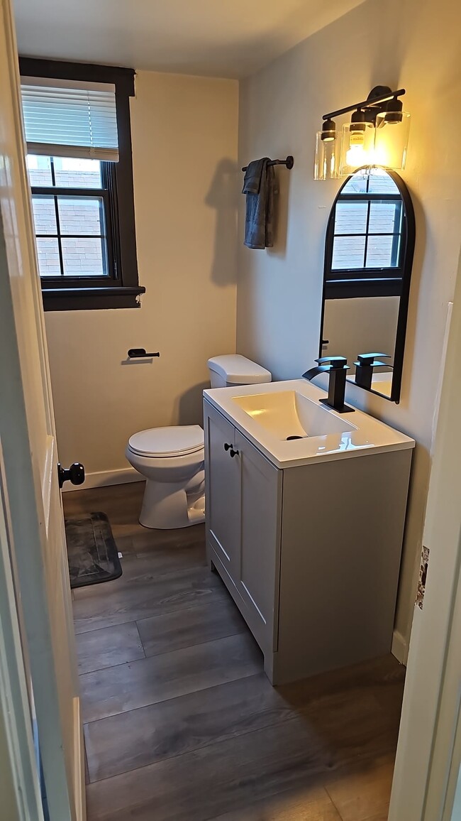 Photo - 1136 Wilmington Ave